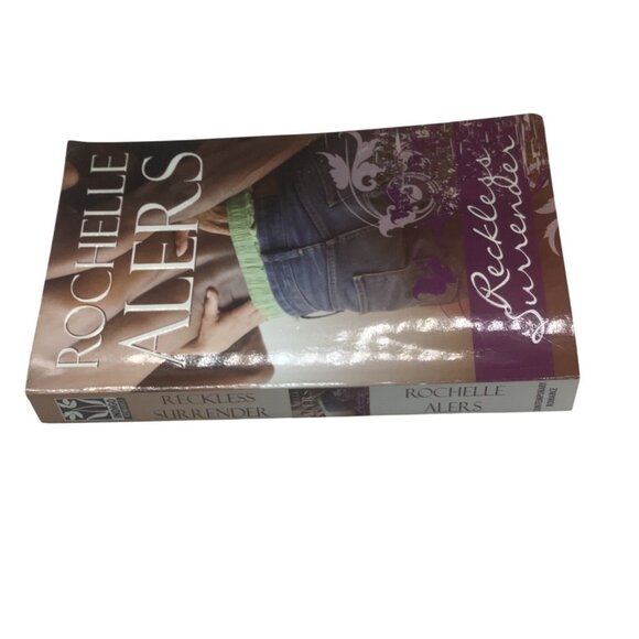 Reckless Surrender Rochelle Alers Paperback 2009 Romantic Novel - Picture 7 of 7